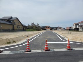 江津市二宮町土地の工事が完成間近！